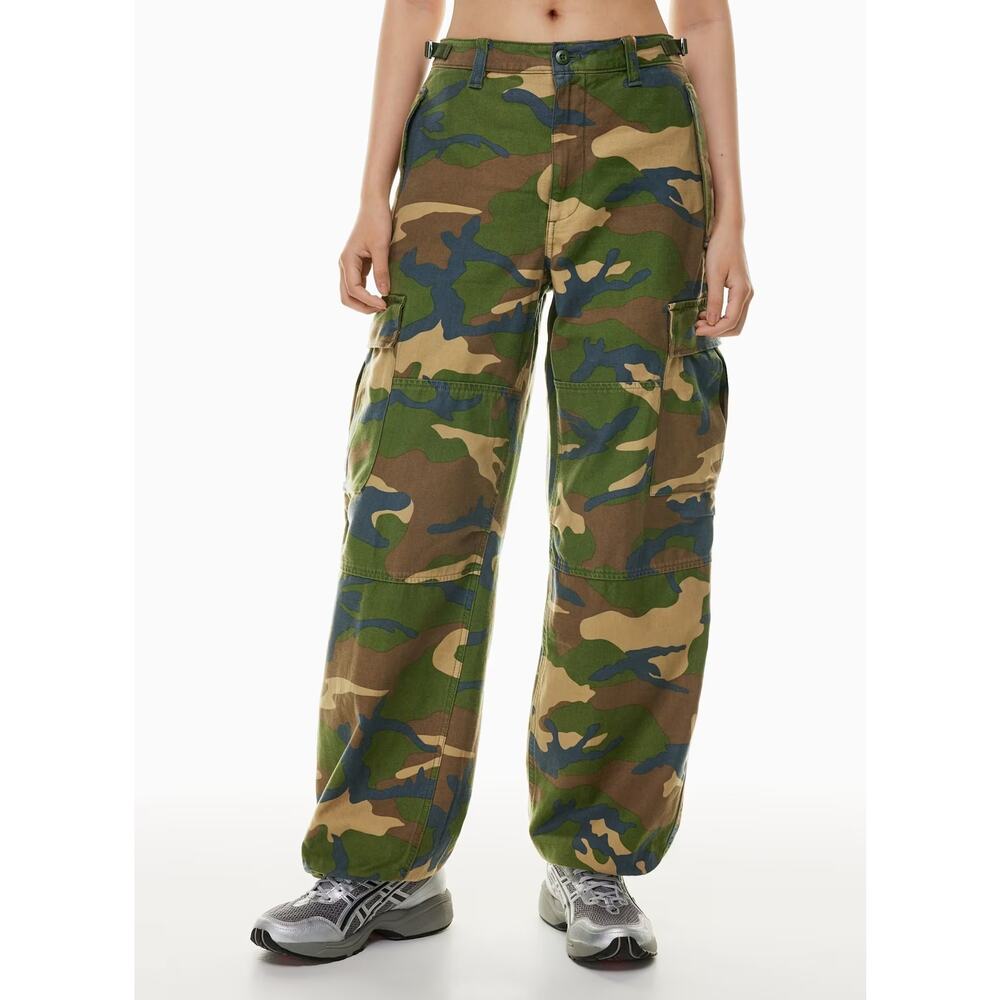 Aritzia TNA New Supply Cargo Camo Pant Mid Rise Size 00 EUC Relaxed Festival - Picture 3 of 16
